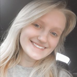 Meet your Posher, Allie